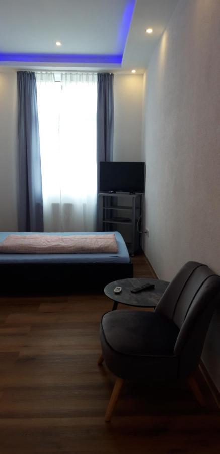 Trang Hotel Раштатт Экстерьер фото